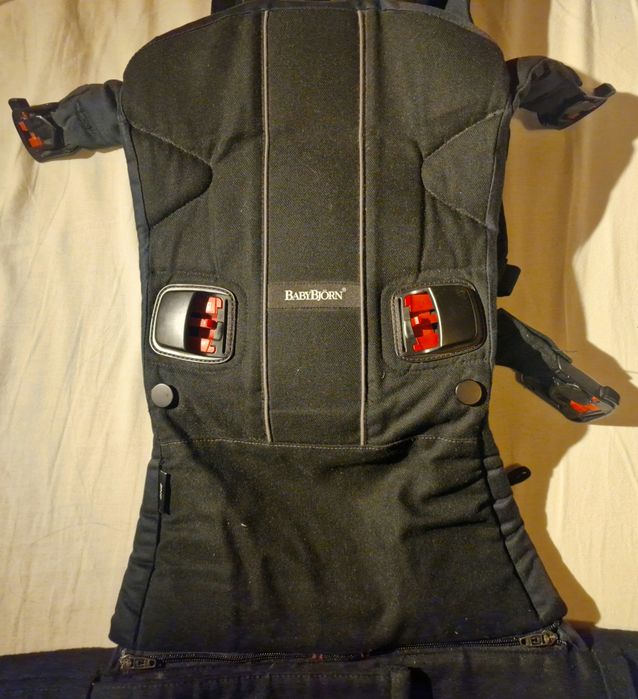 Baby Bjorn - ергономична раница 3.5кг до 15кг