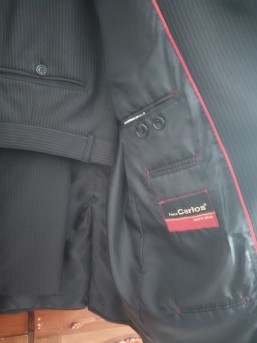 Costume de barbati  doua