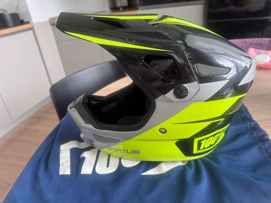 каска 100% fullface Status DH