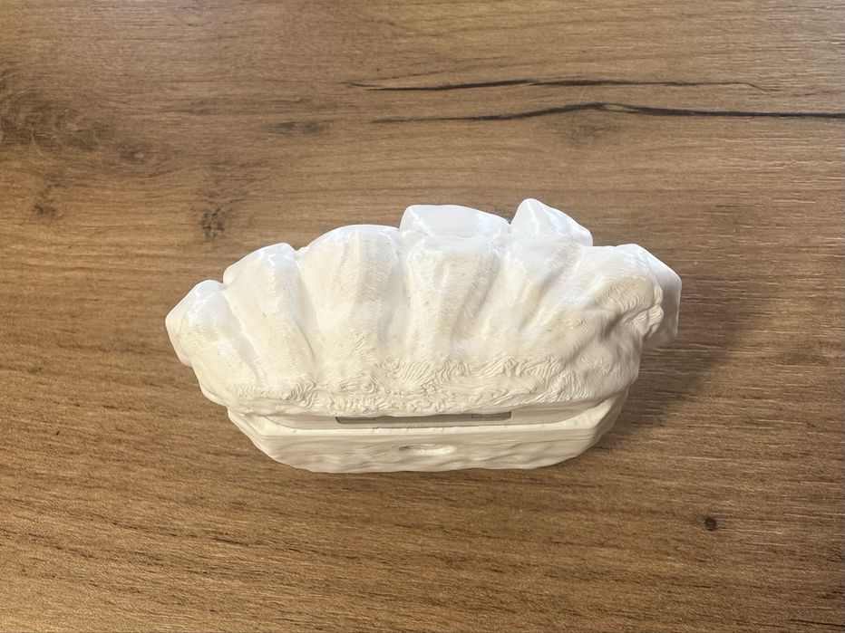 Servicii printare 3D Husa Airpods Pro/Airpods 3, alb/negru