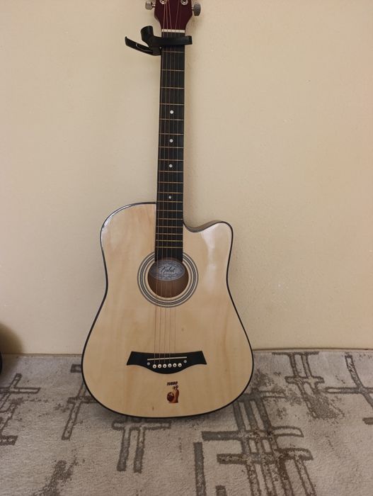 Gitara akkustik kelishamiz