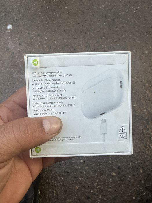 Продаю последние AirPods Pro 2 с MagSafe Charging Case