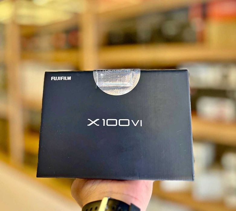 FujiFilm X100VI Digital Camera (Silver)
