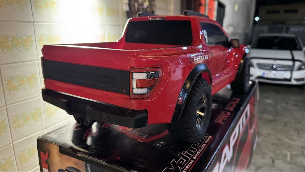 RTR Traxxas Ford Raptor 4x4 Vxl