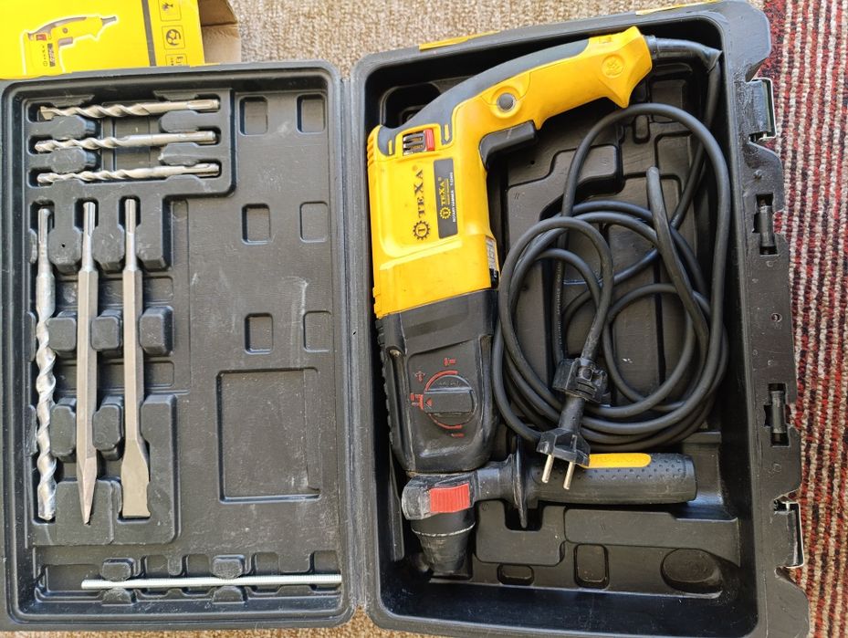 Паяльник  сотилади