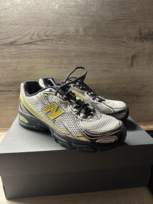 Спортни обувки NEW BALANCE 740