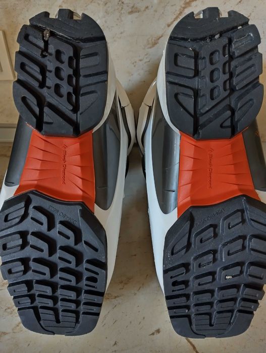 Туринг ски обувки / 24.5 / Black Diamond Prime 2012