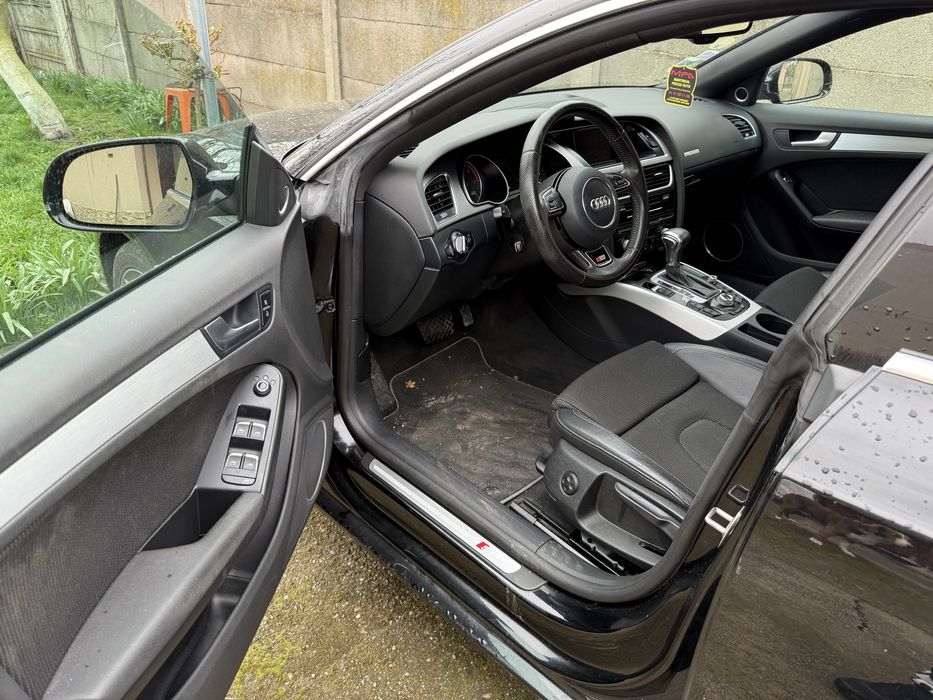 Dezmembrez Audi A5 Facelift 2.0 Tdi 177 Cp S-line CGLC/PCG