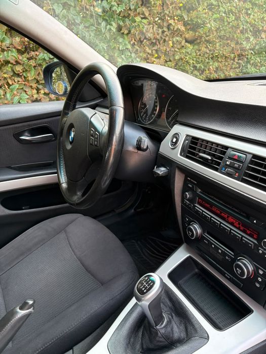 BMW 3 Series 2009 — imagine 5