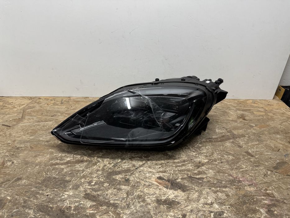 Far Porsche Cayenne 9y0 full led matrix facelift 2023-2026