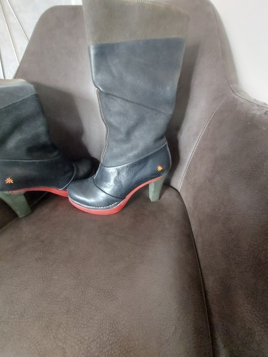 Дамски боти Art company