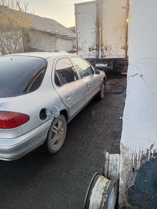 Форд мандеу 1994 года