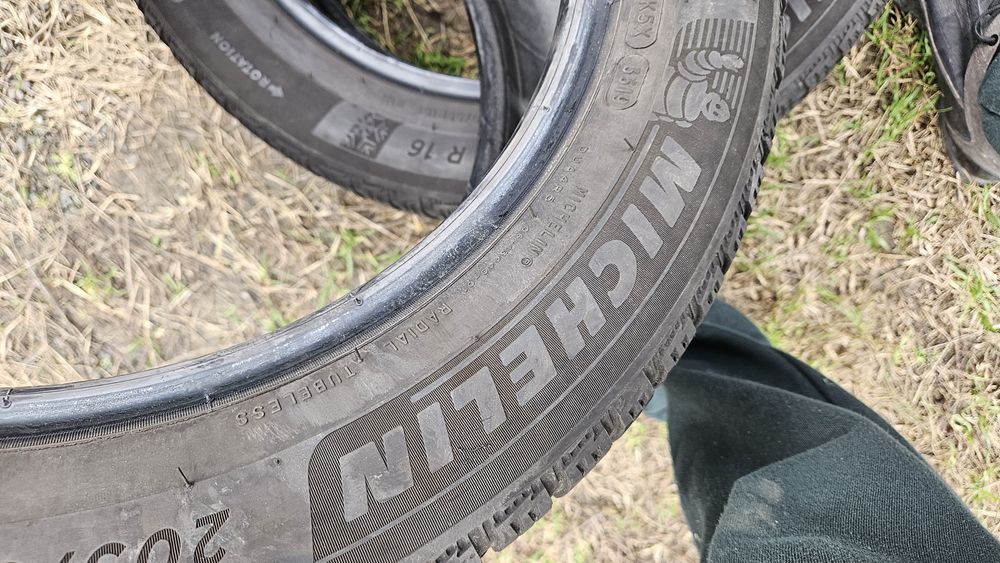 2бр гуми 205 55 16 мишелин