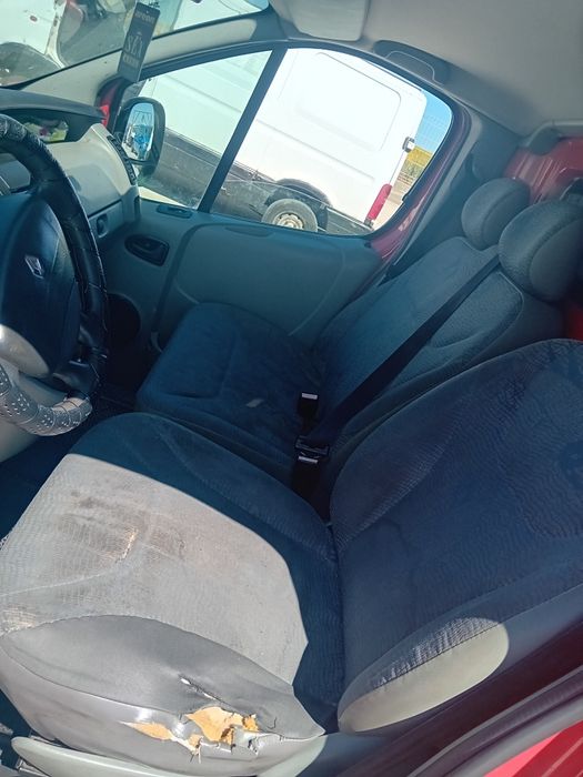 Рено Трафик/Опел Виваро/Renault Trafic/Opel Vivaro 1.9 / 2.0/ НА ЧАСТИ