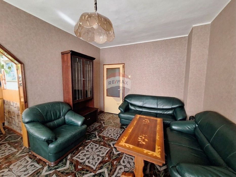 Продава се Четиристаен апартамент в Варна, Трошево - 93 кв.м за 2495 €/кв.м - Снимка #2