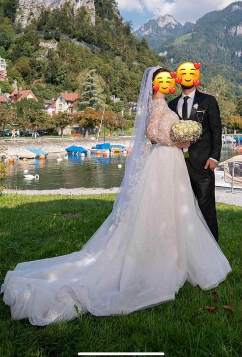 Vând rochie de mireasă