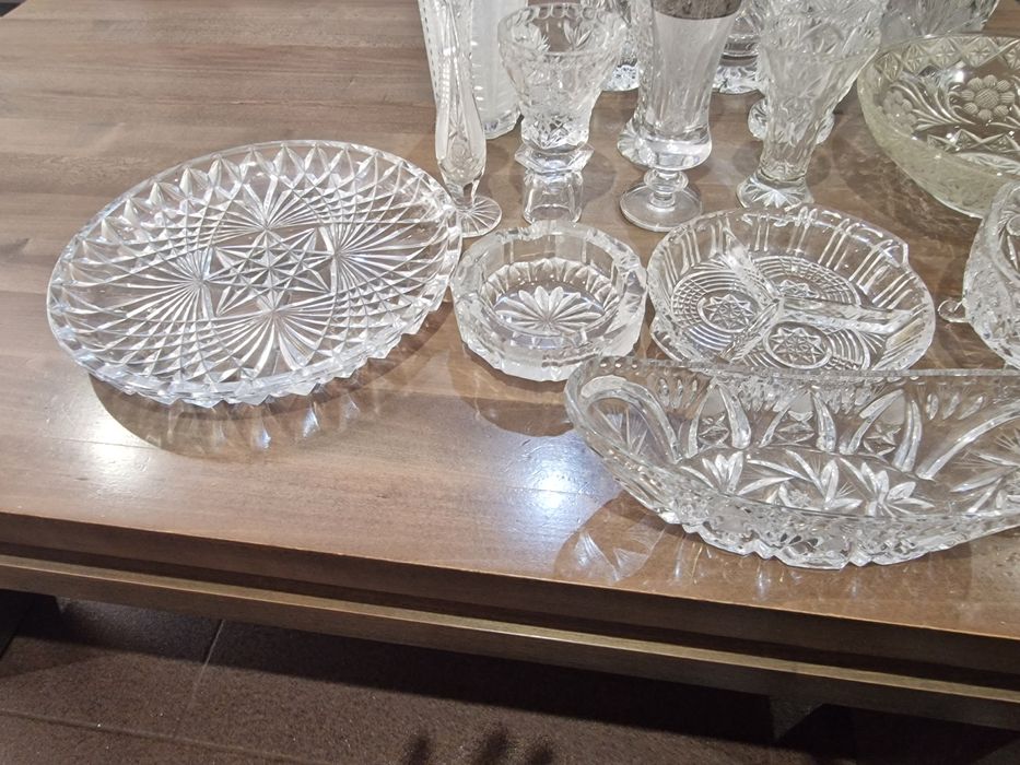 Продавам кристална посуда