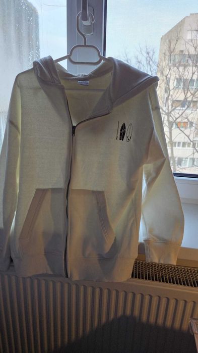 Hanorac, alb-crem, Zara, nou fara eticheta, 140 cm, pentru 10 ani.