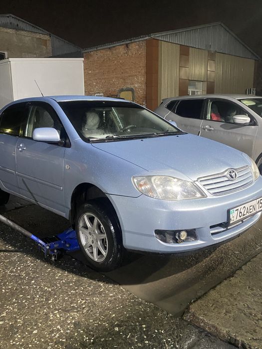 Продам Тайота каролла 120