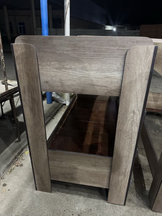 Дитиски кроватлар сотилади