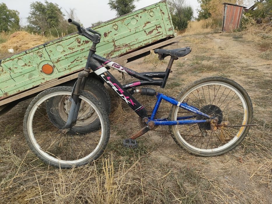 Велосипед сатылады 2 мыңнан