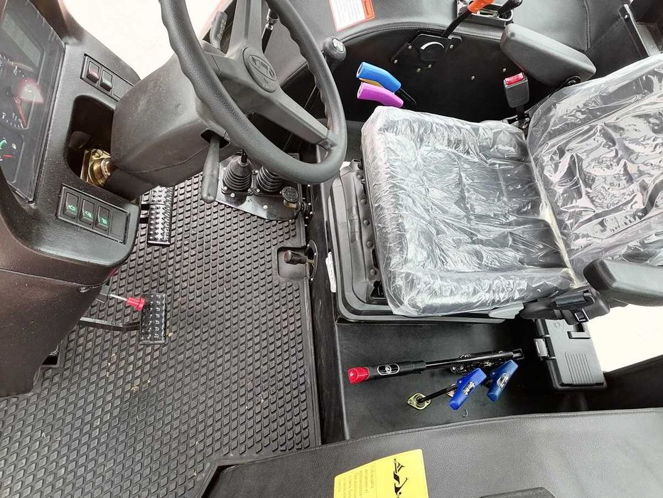 Трактор YTO NLX 1404-1