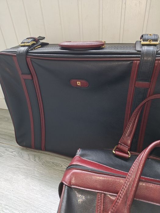 Set  geamantane si geanta de piele Pierr Cardin