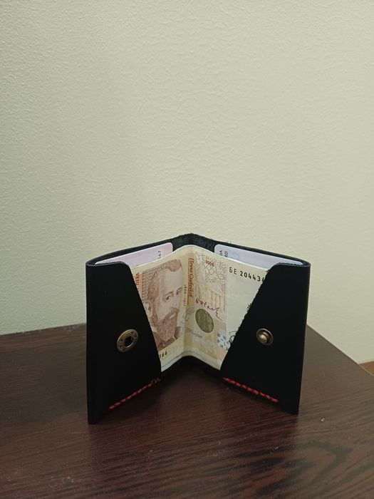 Портфейл от естествена кожа