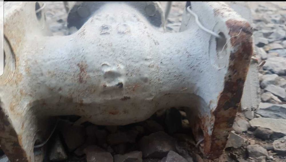 Продам задвижки чугунные