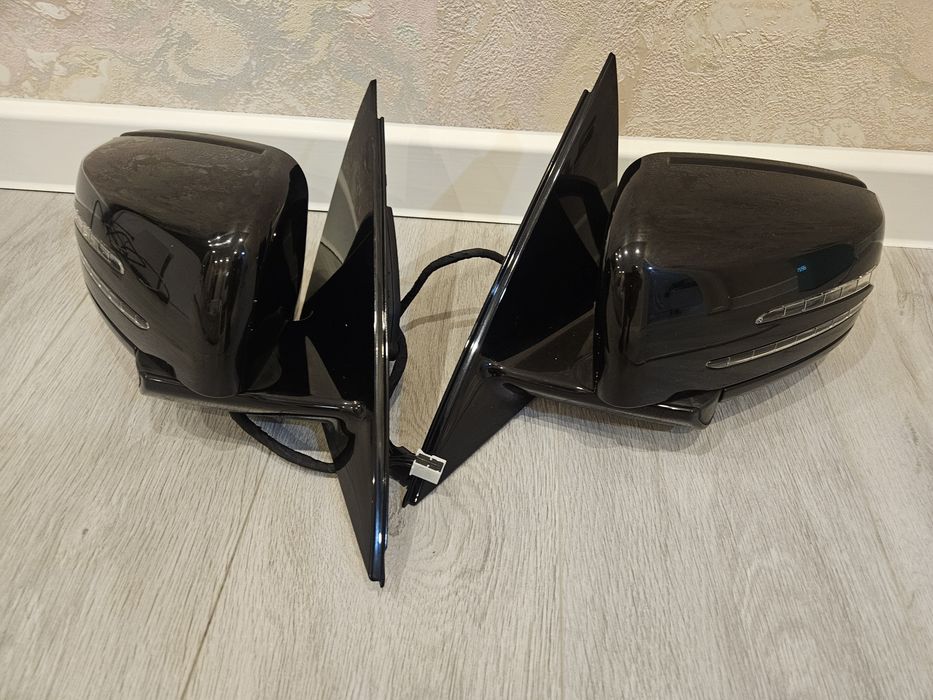 Зеркала w212 Оригинал пара
