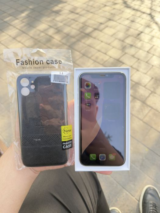 Продам  Телефон Айфон 11 128Gb