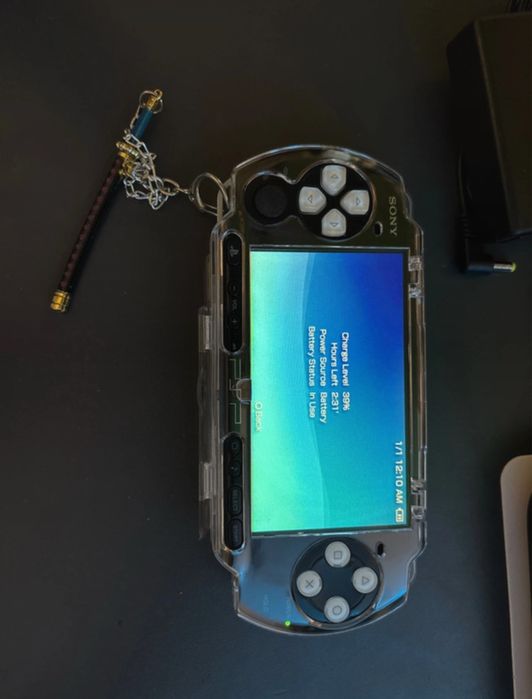 Sony PSP 3000 Modată, 32GB, Butoane Albe + Hard Case + Jocuri GRATIS