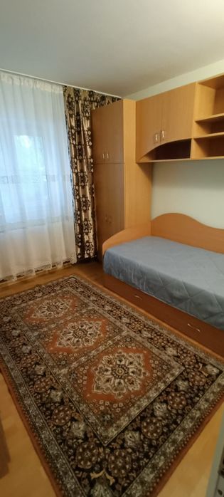 Fara agentii-Ap.f.curat.langa.Iulius Mall