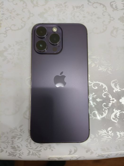 Продам айфон 14 про мах