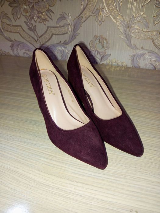 Bardoviy poshnali tufli