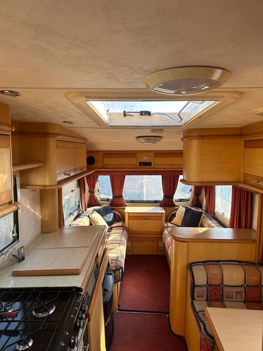 Туристическа каравана