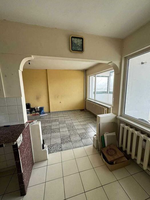 Продава се Тристаен апартамент в София, Левски Г - 100 кв.м за 1590 €/кв.м - Снимка #2