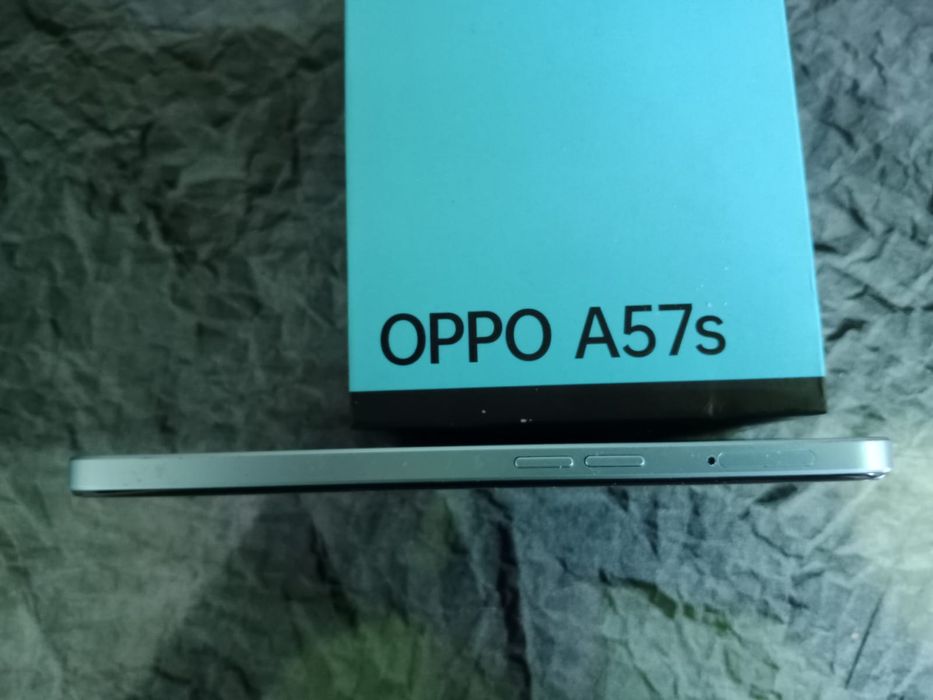 OppoA57s продам с документами