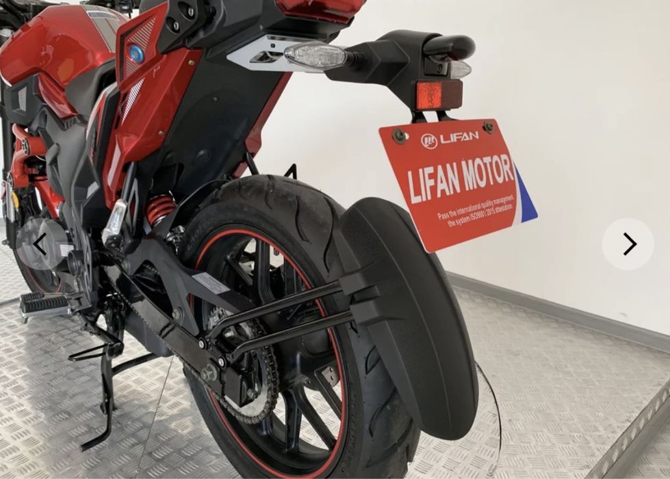 Мотоцикл LIFAN SR200