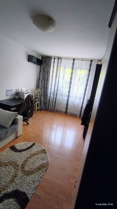 Apartament 2 camere de vanzare
