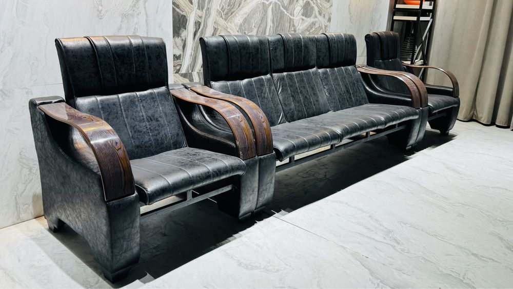 Распродажа!!! Мягкий офисный комплект