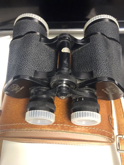 Binoclu japonez 12x50 model vechi dar ca nou