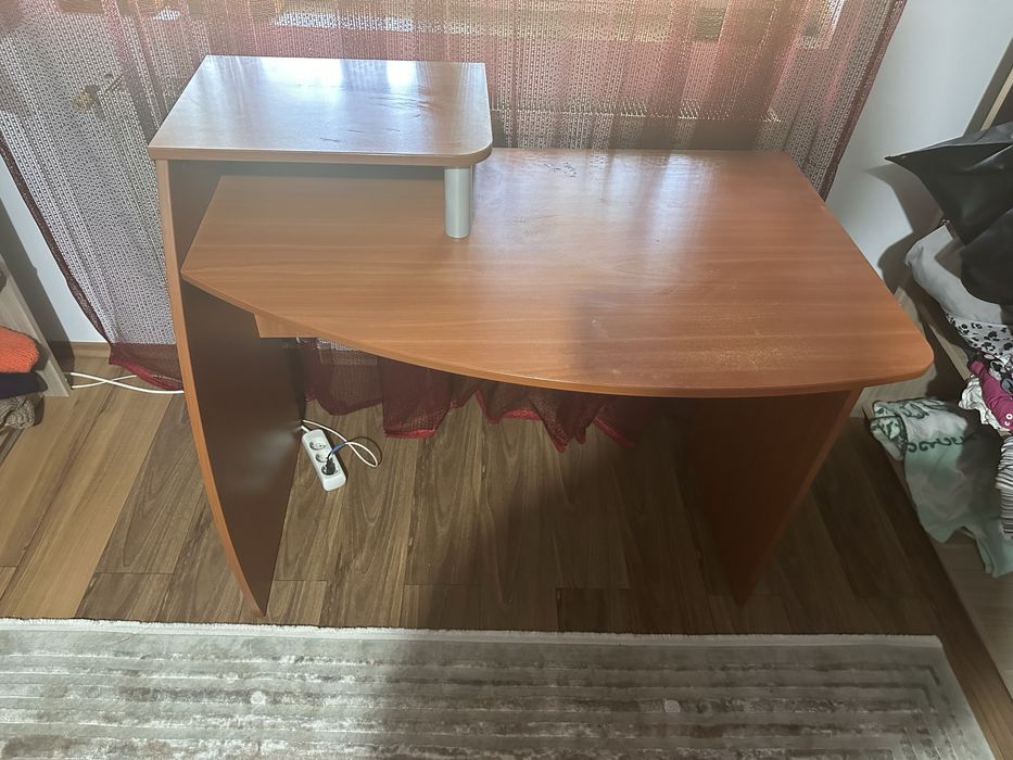 Birou pentru studiu
