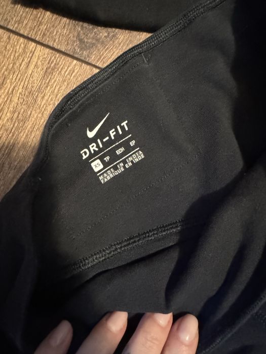 Спортни дрехи nike