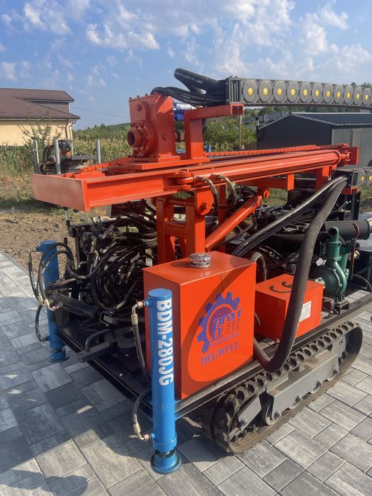 Utilaj foraj hidraulic motor 50cp 2 tone