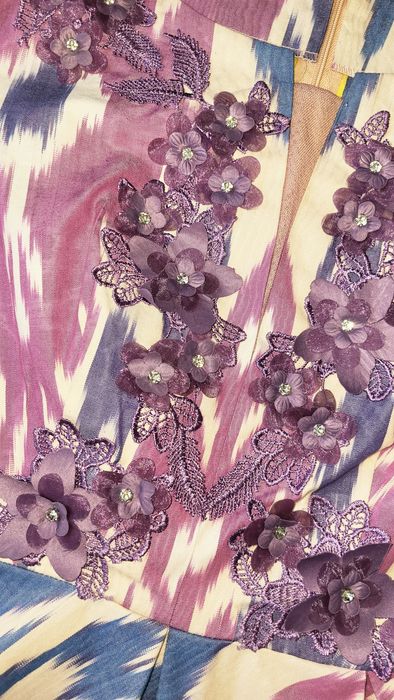 Toza ipak matosidan milliycha libos