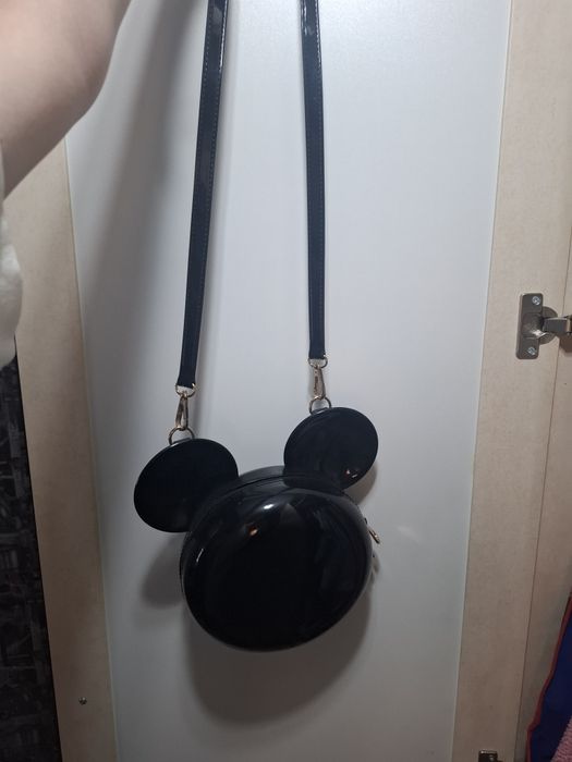 Продам сумку чёрную, бежевую