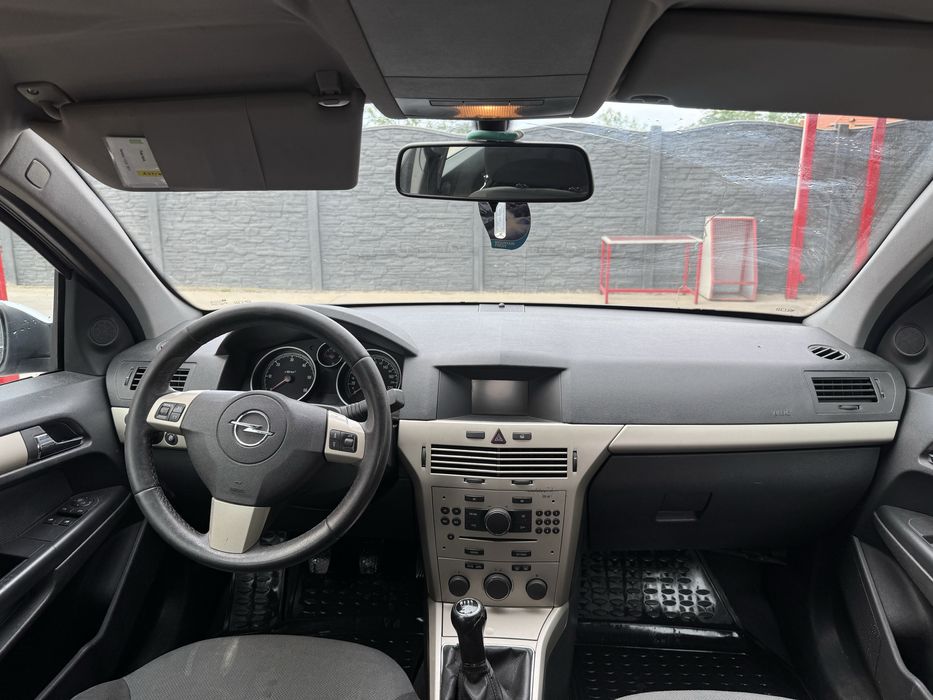 OPEL Astra 2009 — imagine 5