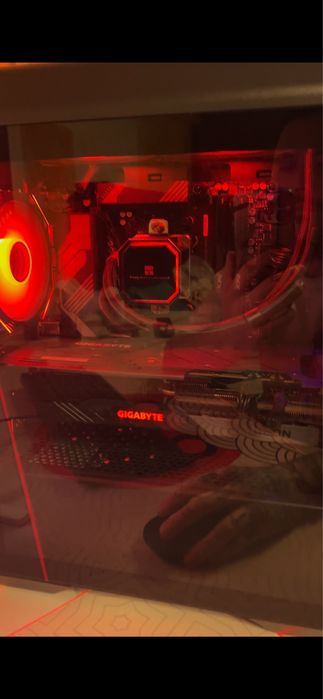 Placa video amd 7700 XT 12 GB