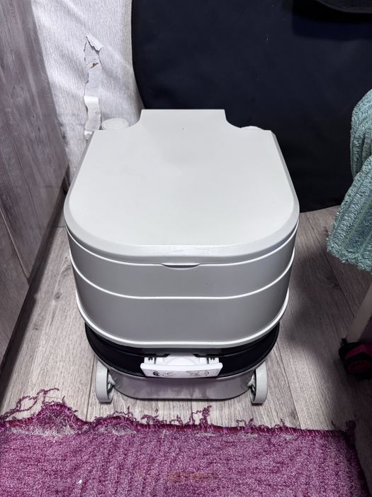 Биотуалеты для пожилых и инвалидов с индикатором 18л